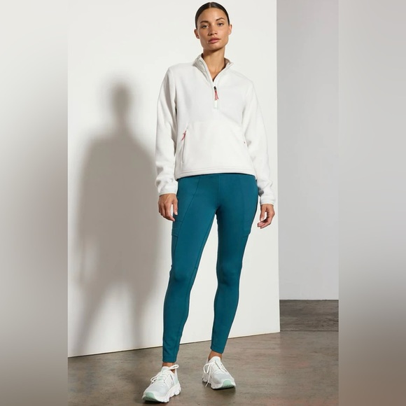 mpg Mission Half Zip with secured kanga pocket. Medium. NWT! - Picture 2 of 9